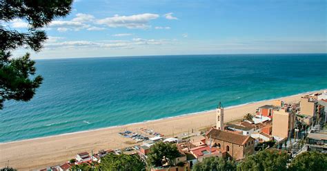 playa de montgat norte|Playa de Montgat Norte, Spain